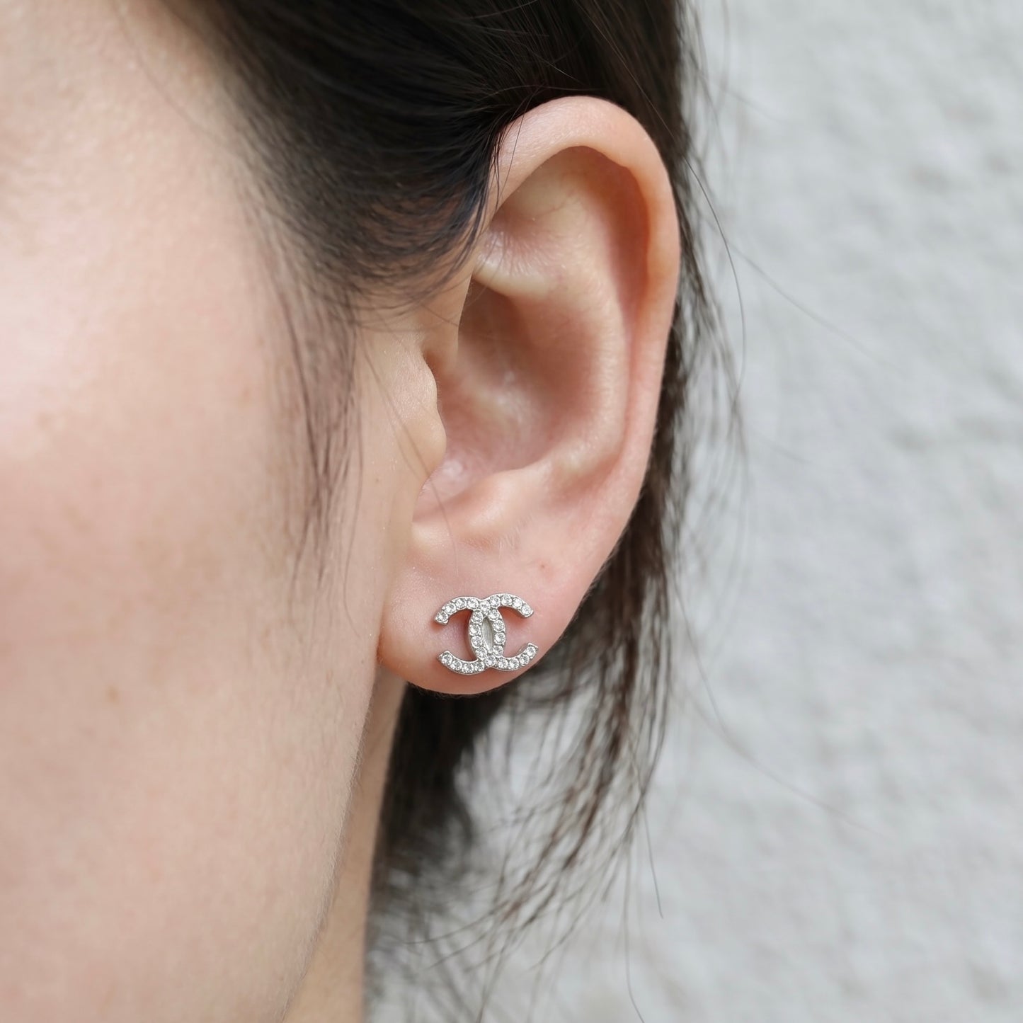 Include Authentic Detective Certificate of Authenticity｜Very Good ( Rank A) ｜CHANEL 09A COCO Mark Rhinestone Earrings Made In 2009 Year｜S26062502