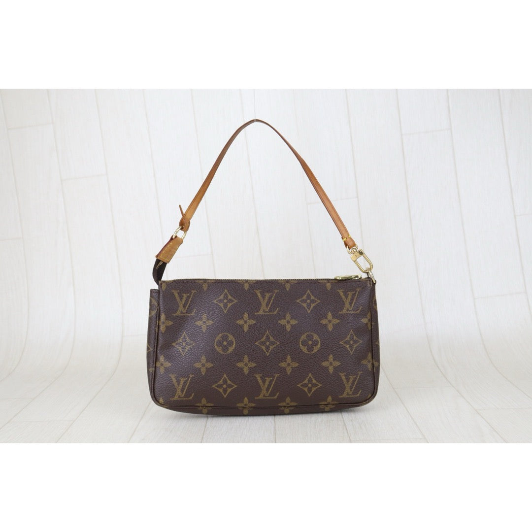 Fair ( Rank B) ｜LV Monogram Pochette Accessoires ｜H25090802