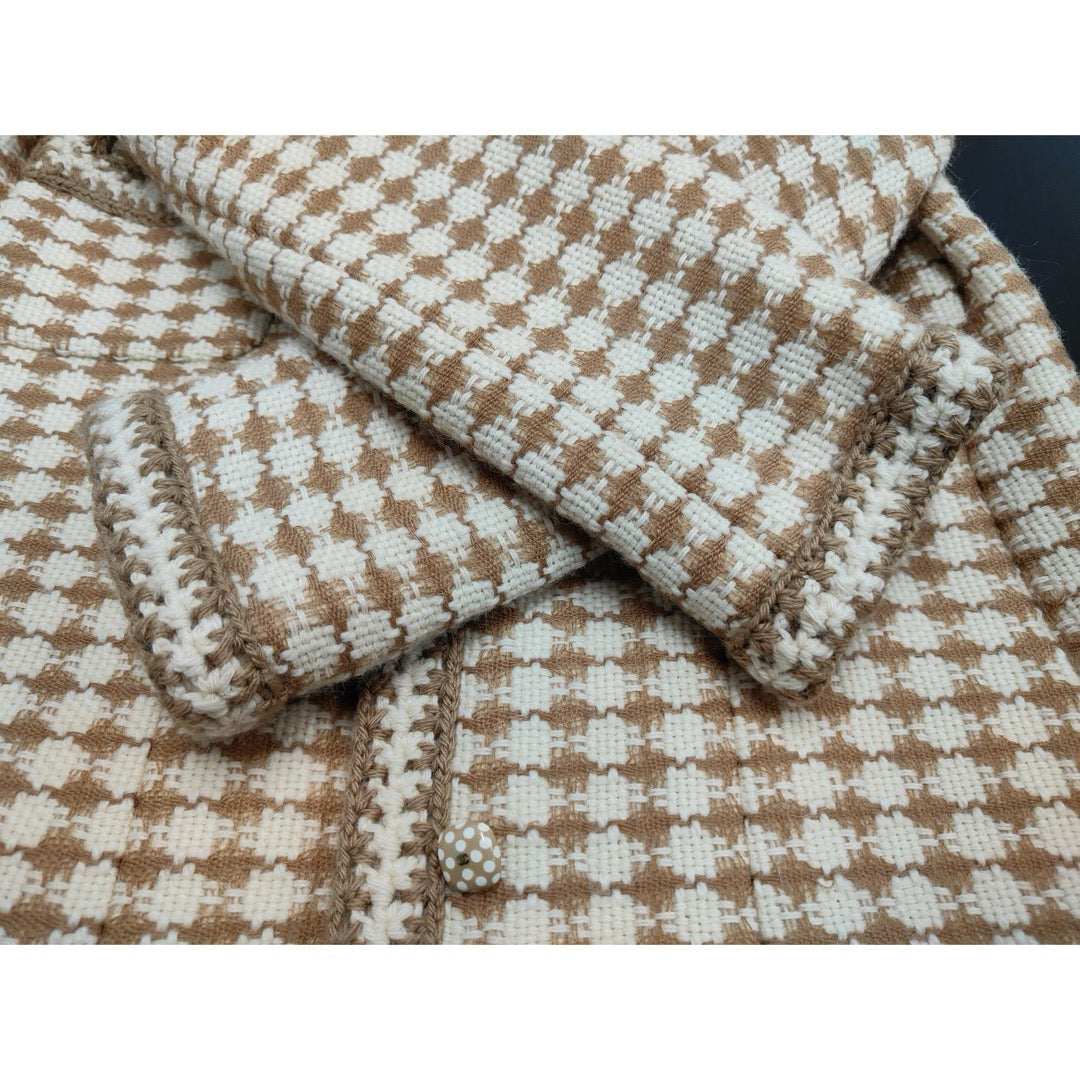 Very Good ( Rank A) ｜ CHANEL 00A Wool Houndstooth Coat 40 size  ｜W25102107