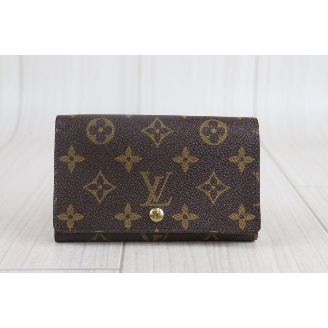 Rank A ｜LV Monogram Wallet｜23083102