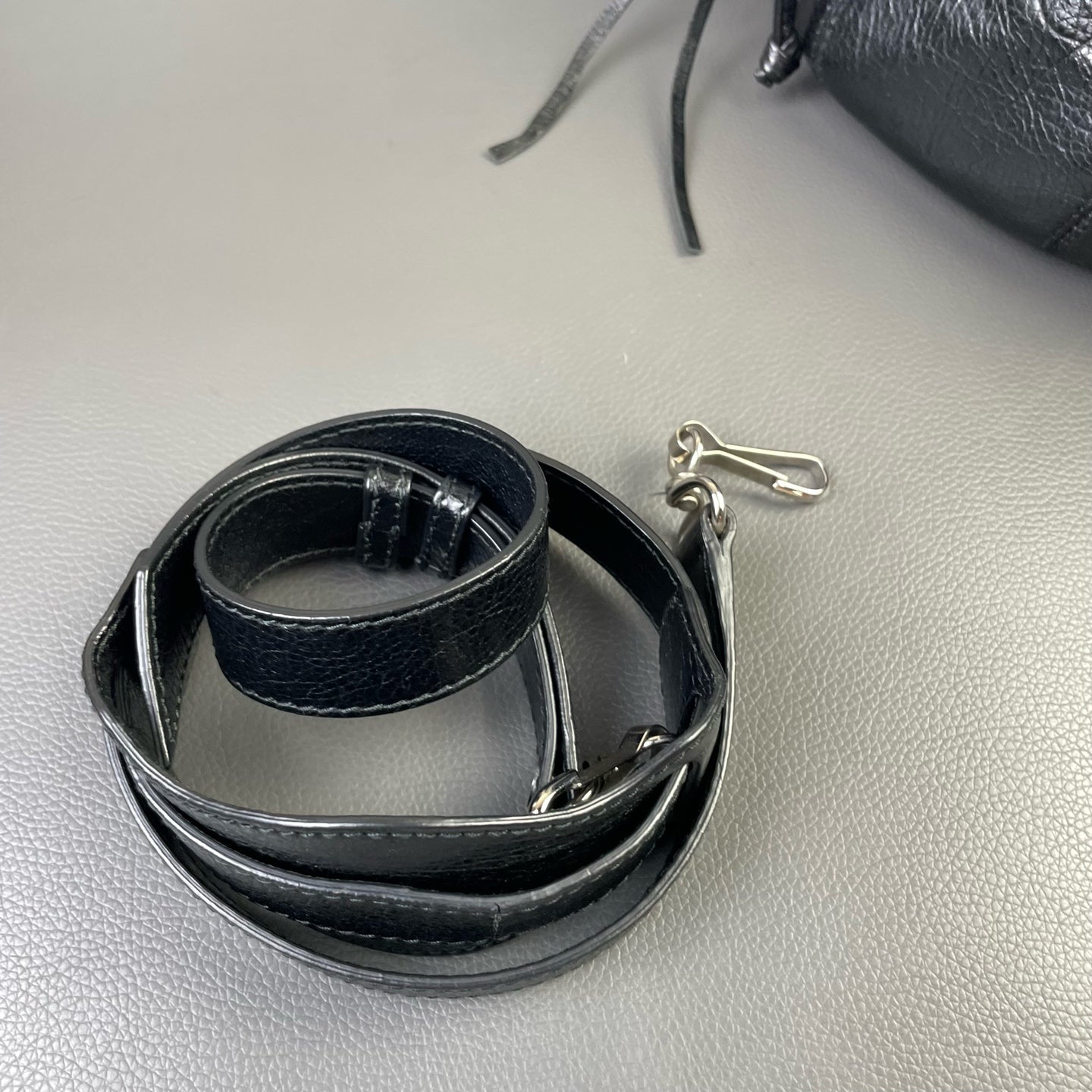 Very Good ( Rank A)｜Balenciaga Le cagole Shoulder Bag Black