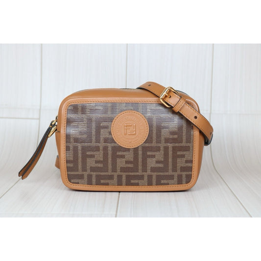 Very Good ( Rank A) ｜ FENDI Zucca Camera Bag Shoulder Bag ｜S24101111