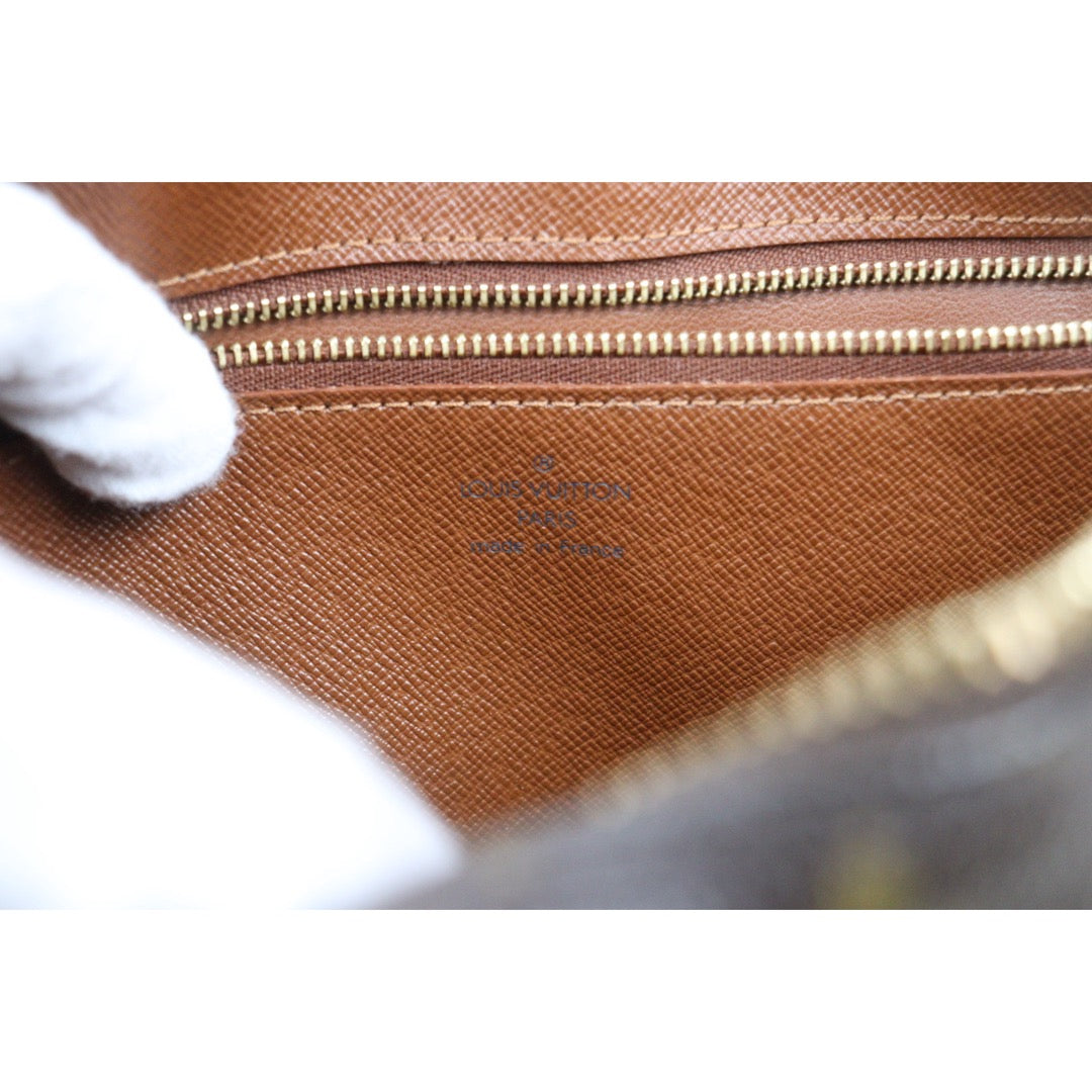 Fair ( Rank B)｜LV Monogram Trocadero 27 Shoulder Bag｜26012004