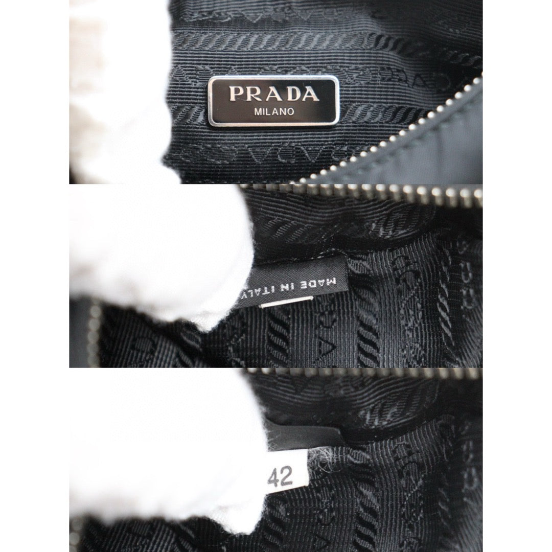 Very Good ( Rank A) ｜ PRADA HOBO HandBag Current Model｜W24120606