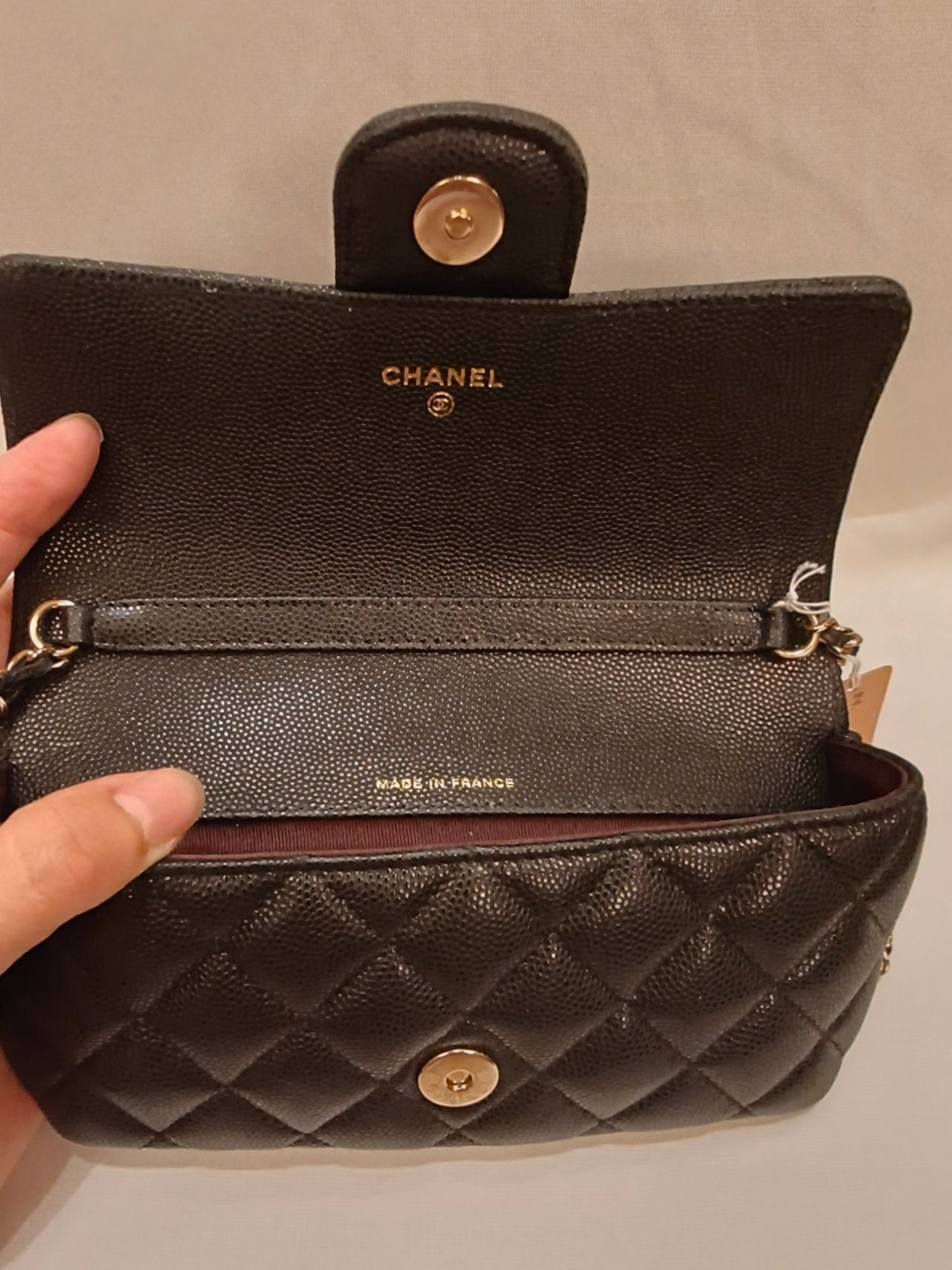 Include Entrupy Certificate of Authenticity｜Very Good ( Rank A)｜ CHANEL Caviar Skin  Calf Leather Black Shouldrr Bag