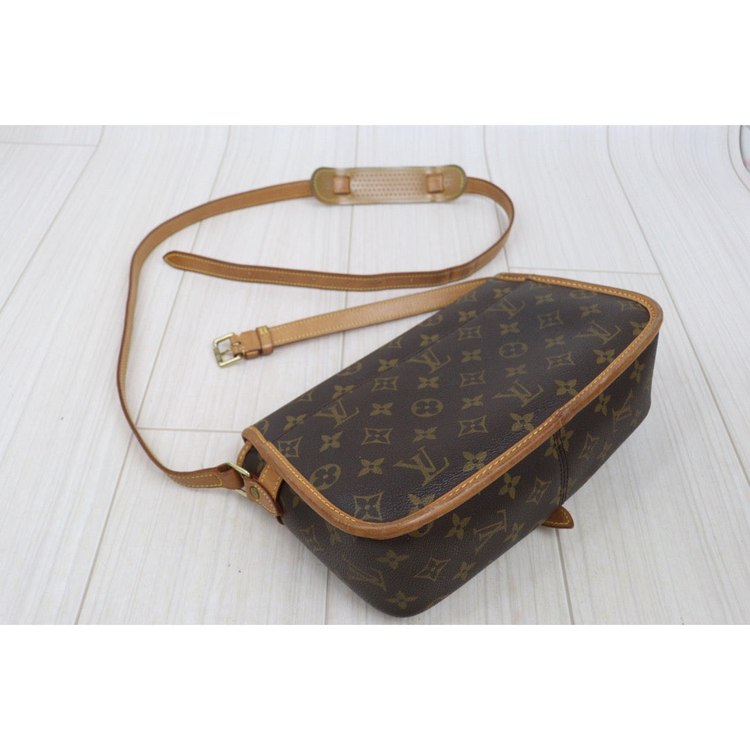 Fair ( Rank B)｜LV Monogram Sologne ShoulderBag｜26012206
