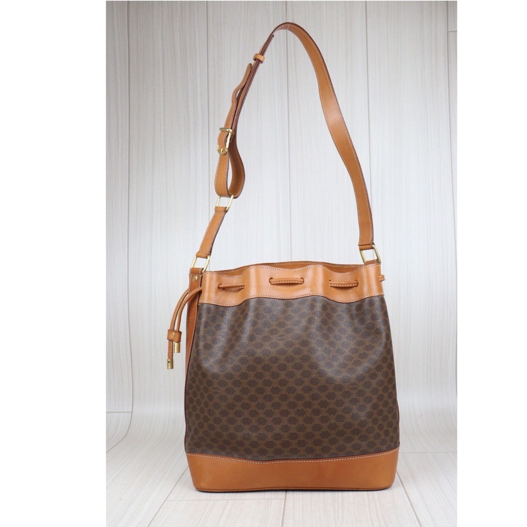 Wholesale｜Rank AB｜V23110224