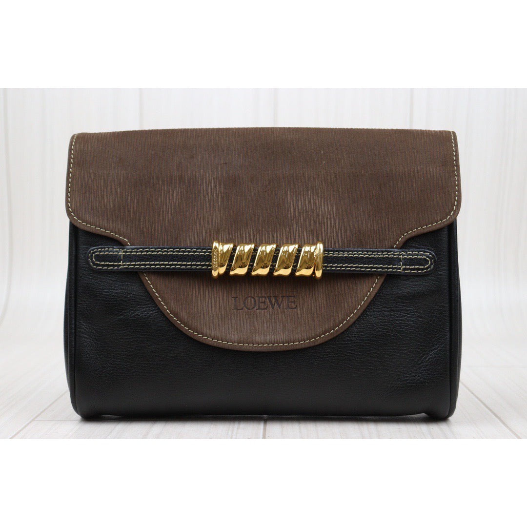 Good ( Rank AB)｜ Loewe Belasquez Twist Clutch Bag ｜24032928