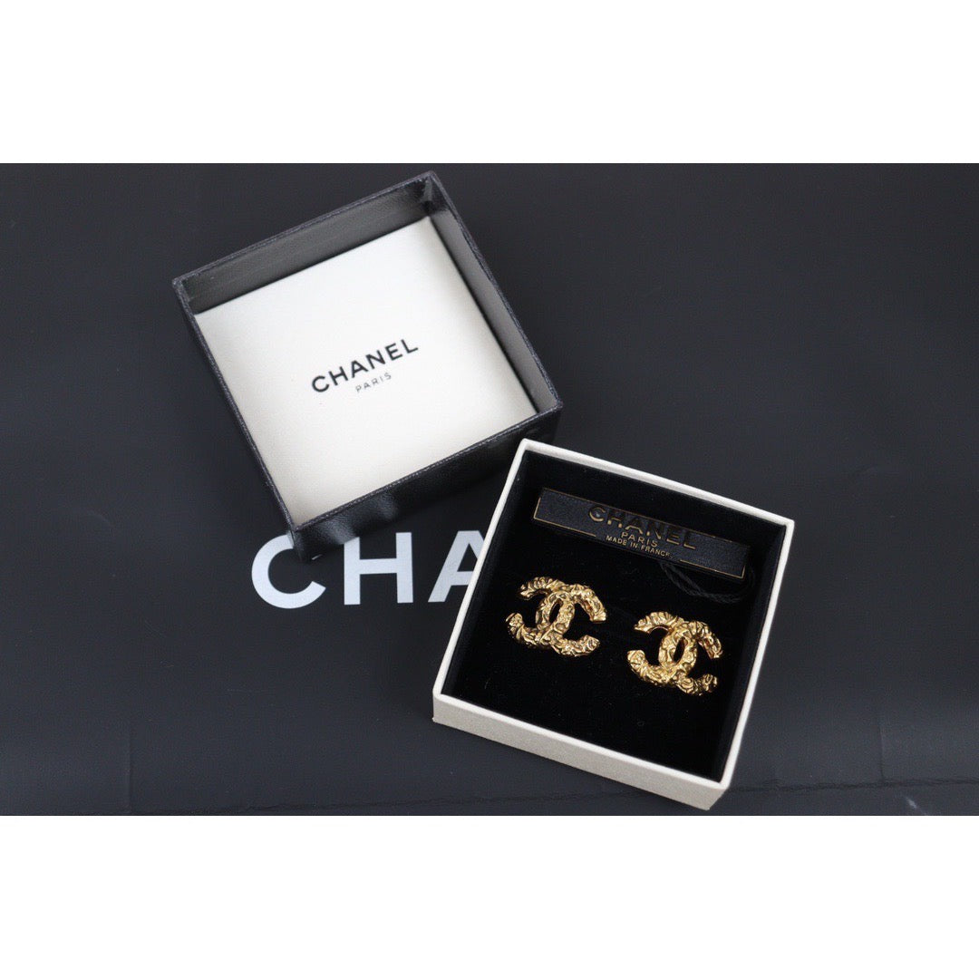 Very Good ( Rank A)｜CHANEL Coco Lava Ear Earrings ｜24042516