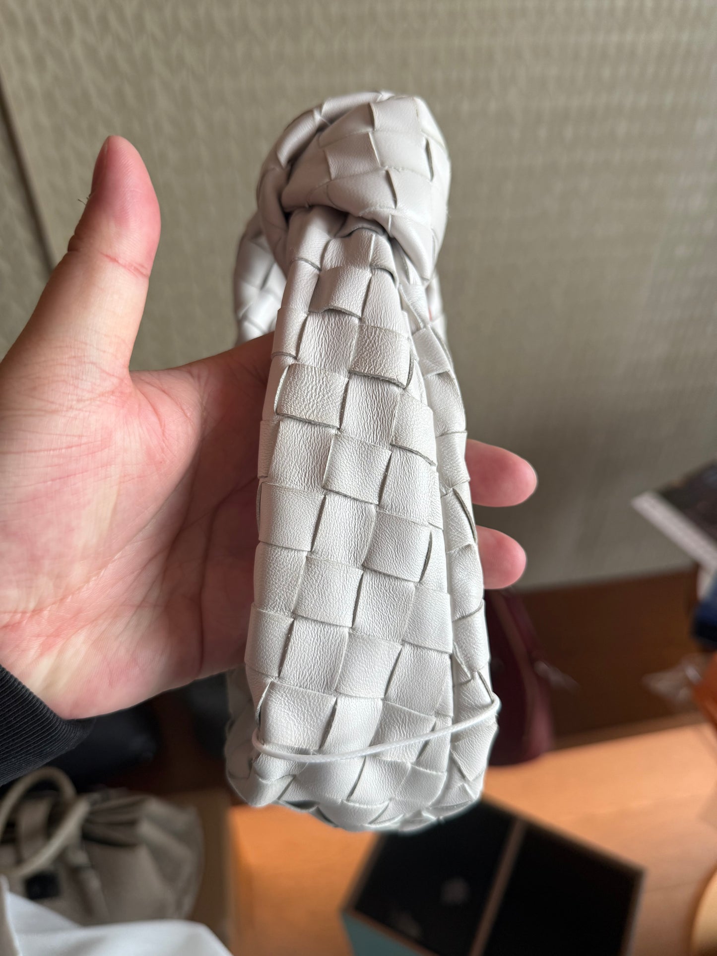 Very Good ( Rank A)｜ Bottega Veneta Lamb Skin Mini Jodie Hand Bag