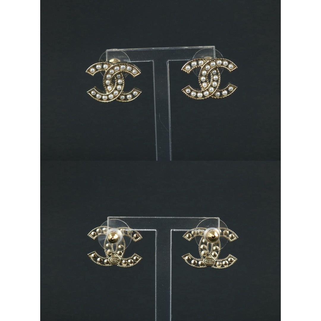 Include Authentic Detective Certificate of Authenticity｜Very Good ( Rank A) ｜CHANEL A21B Coco Mark Pearl Earrings Made In 2021Year ｜S26051505
