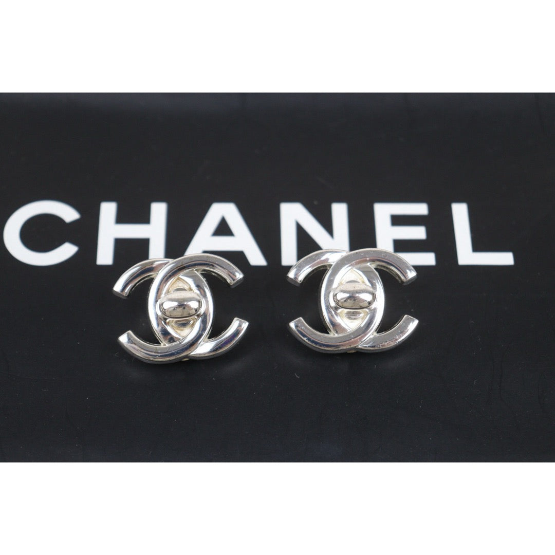 Very Good ( Rank A)｜CHANEL Vintage Silver Earrings Made In 1996 Year ｜V25052512