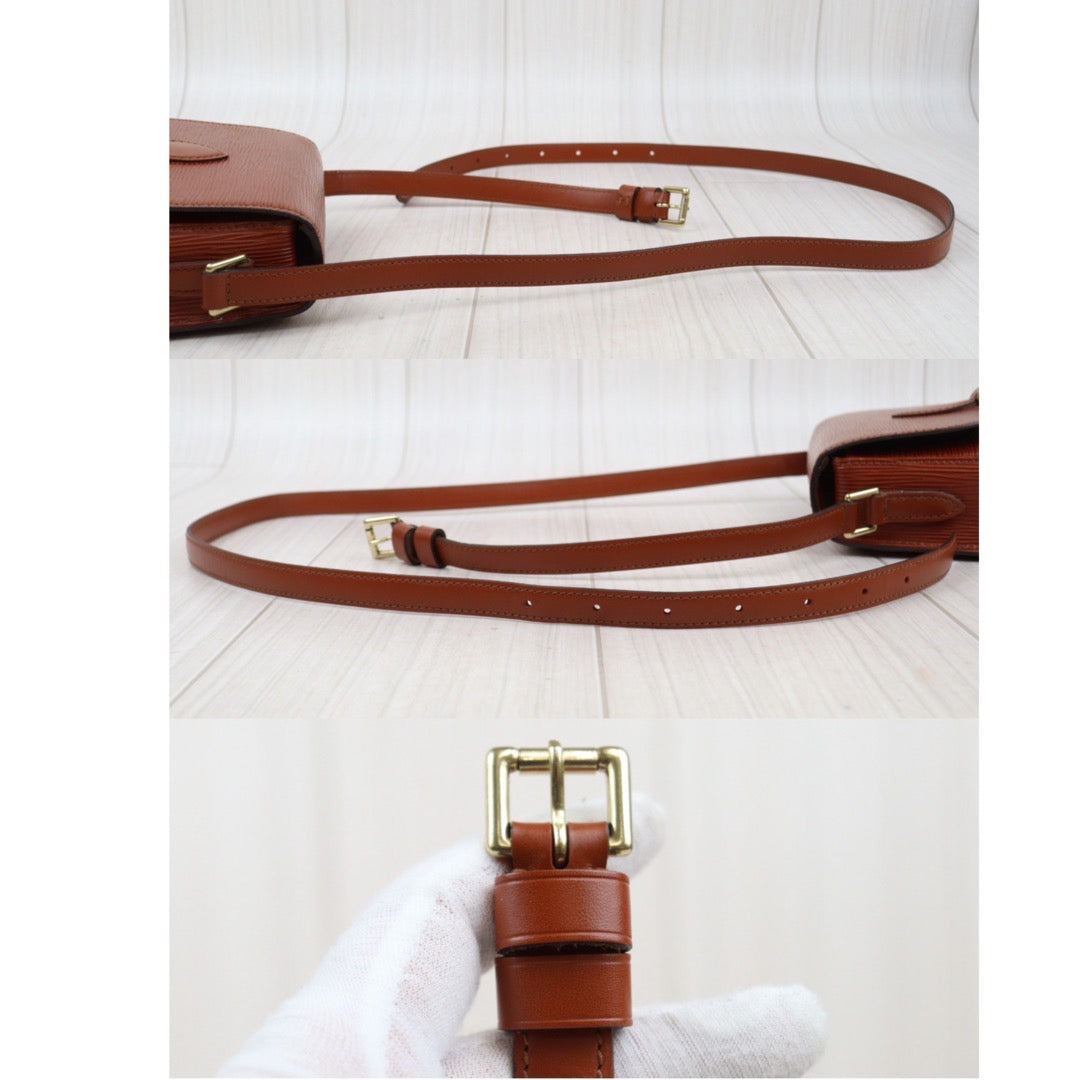 Rank A ｜LV Epi Saint-Cloud PM Shoulder Bag｜24032616