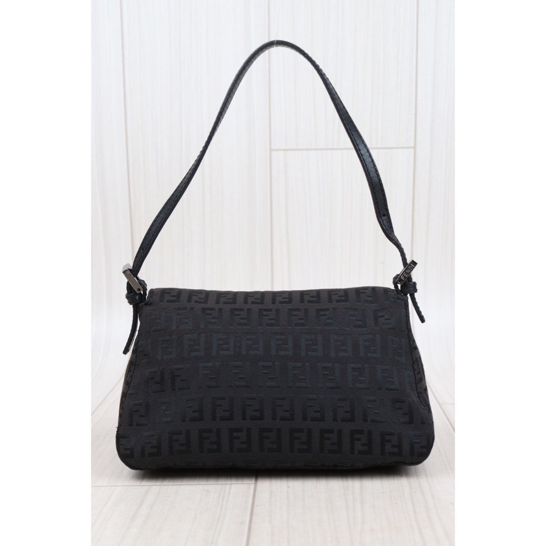 Rank AB｜ FENDI Mamma Shoulder Bag ｜V23110924