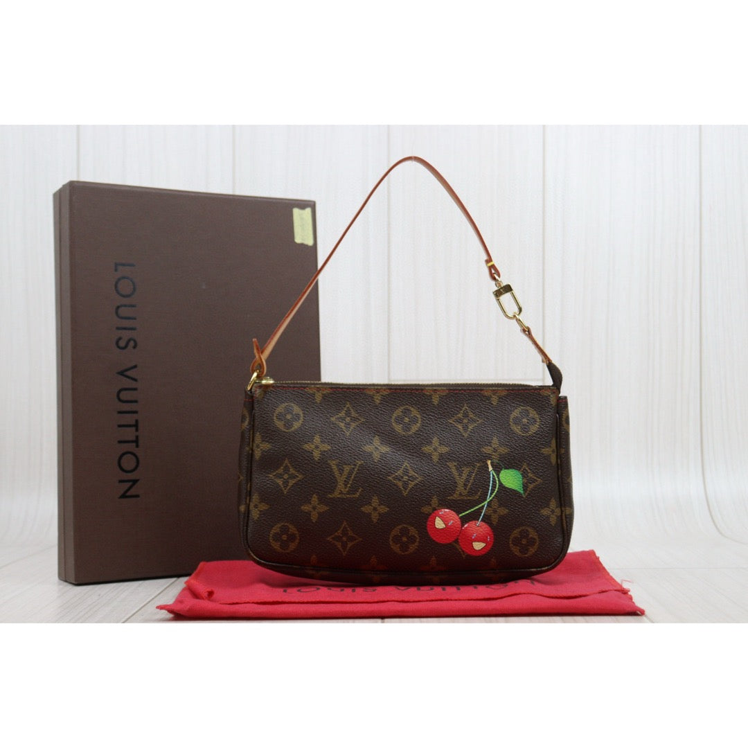 Good ( Rank AB)｜ LV Takashi Murakam Cherry Monogram Pochette Accessoires ｜25050224
