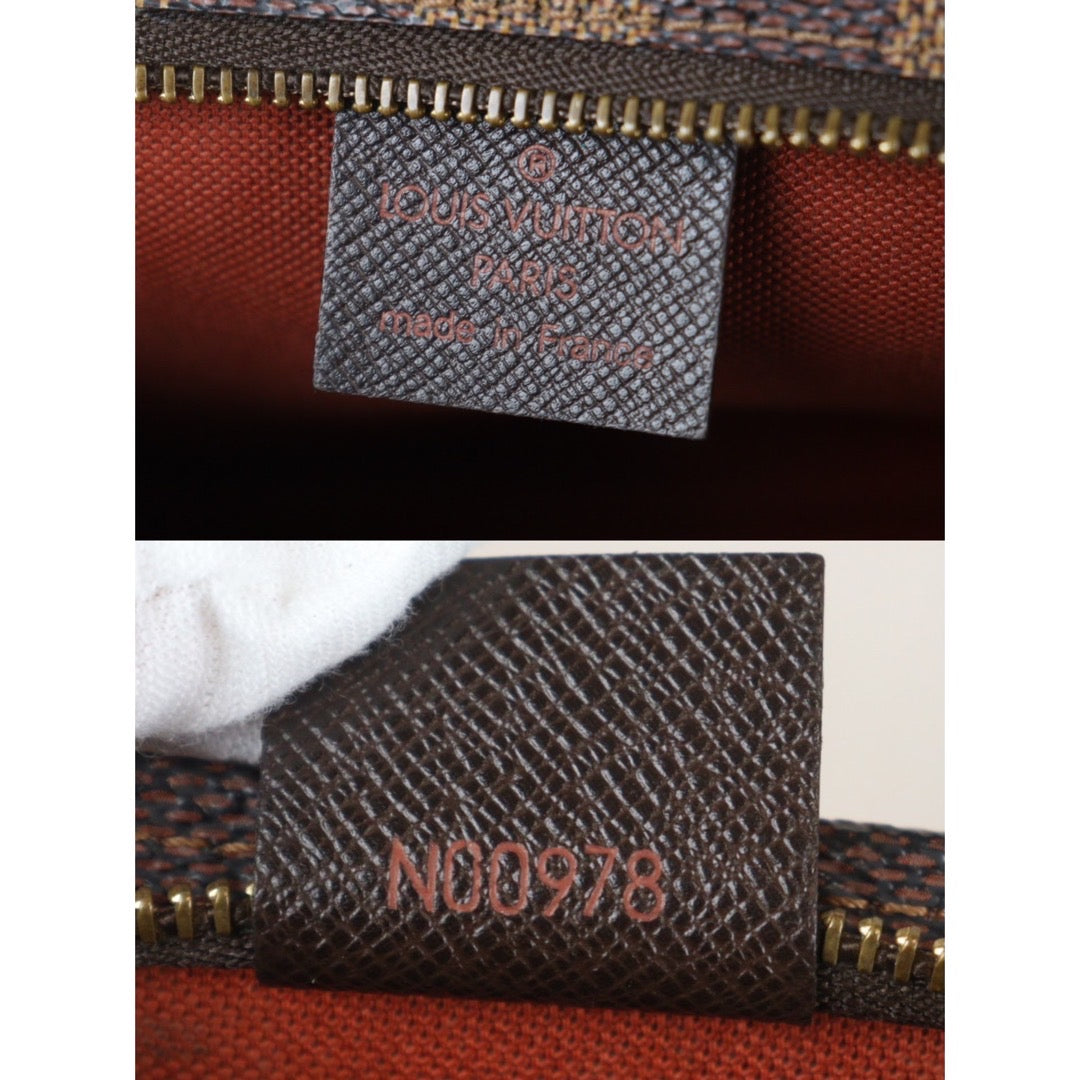 Rank AB ｜ LV Damier Truth Make Up ｜V23092814