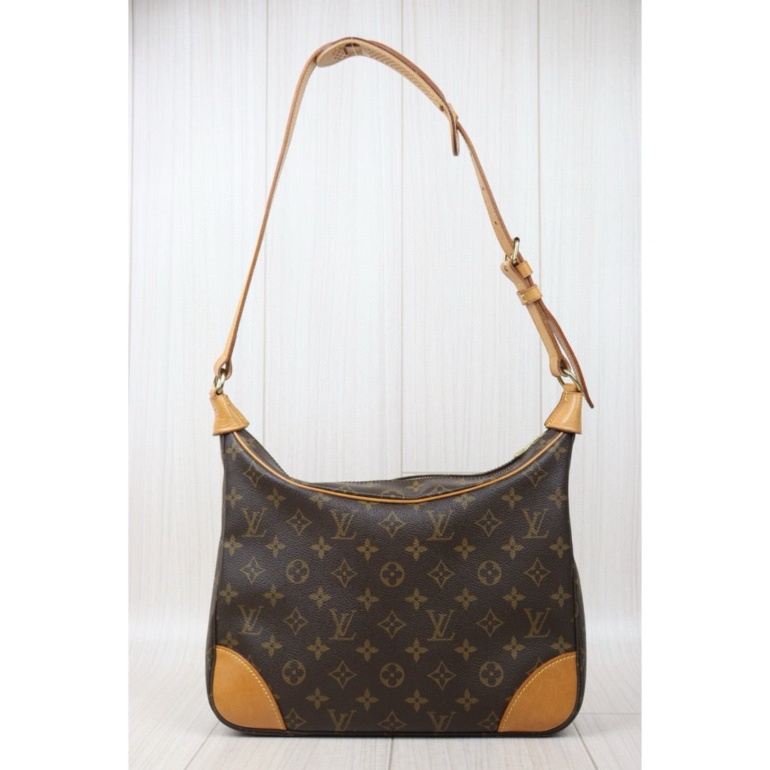 Good ( Rank AB)｜LV Monogram Boulogne 30 Shoulder Bag ｜24111215