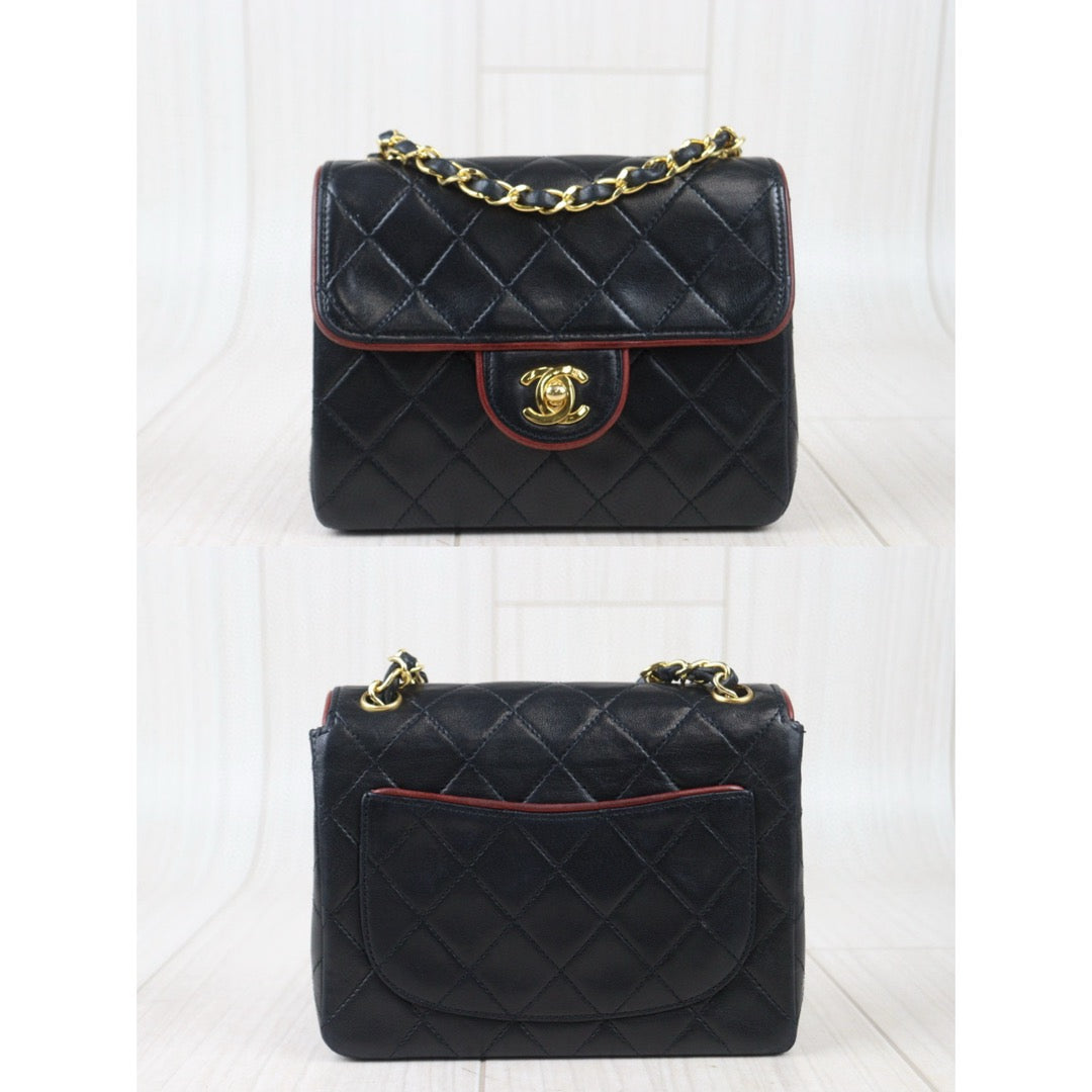 Good ( Rank AB)｜ CHANEL Lanbskin Square 17  Shoulder Bag Black Made In 1989～1991Year ｜P24083004