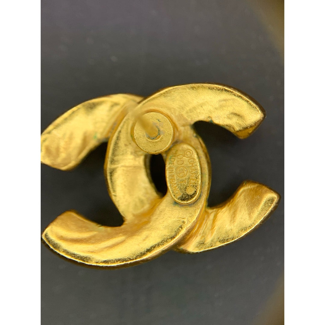 Very Good ( Rank A) ｜CHANEL Coco Mark 18K Gold Plating Earrings Made In 2000 Year｜25120901