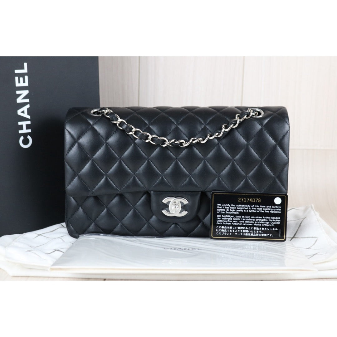 Include Entrupy Certificate of Authenticity｜Excellent（Rank SA）｜Full Set CHANEL Lamb Skin Matrasse Chain Double Flap 25 Shoulder Bag  Black Made In 2019Year｜S26031904