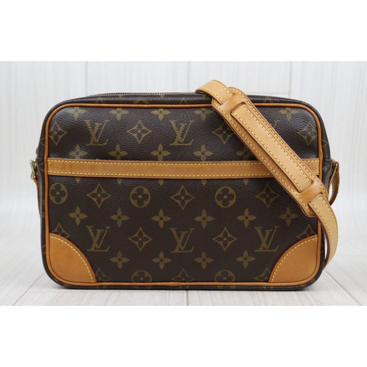 Rank AB ｜ LV Monogram Trocadero 27 Shoulder Bag｜24020111