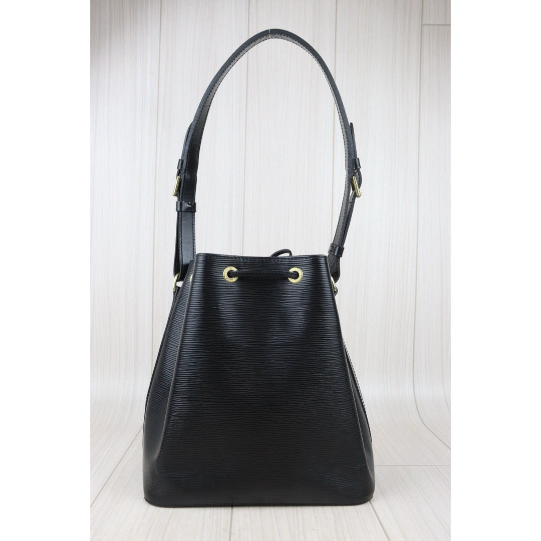 Rank A｜ LV Epi Noe Shoulder Bag Black｜24080114