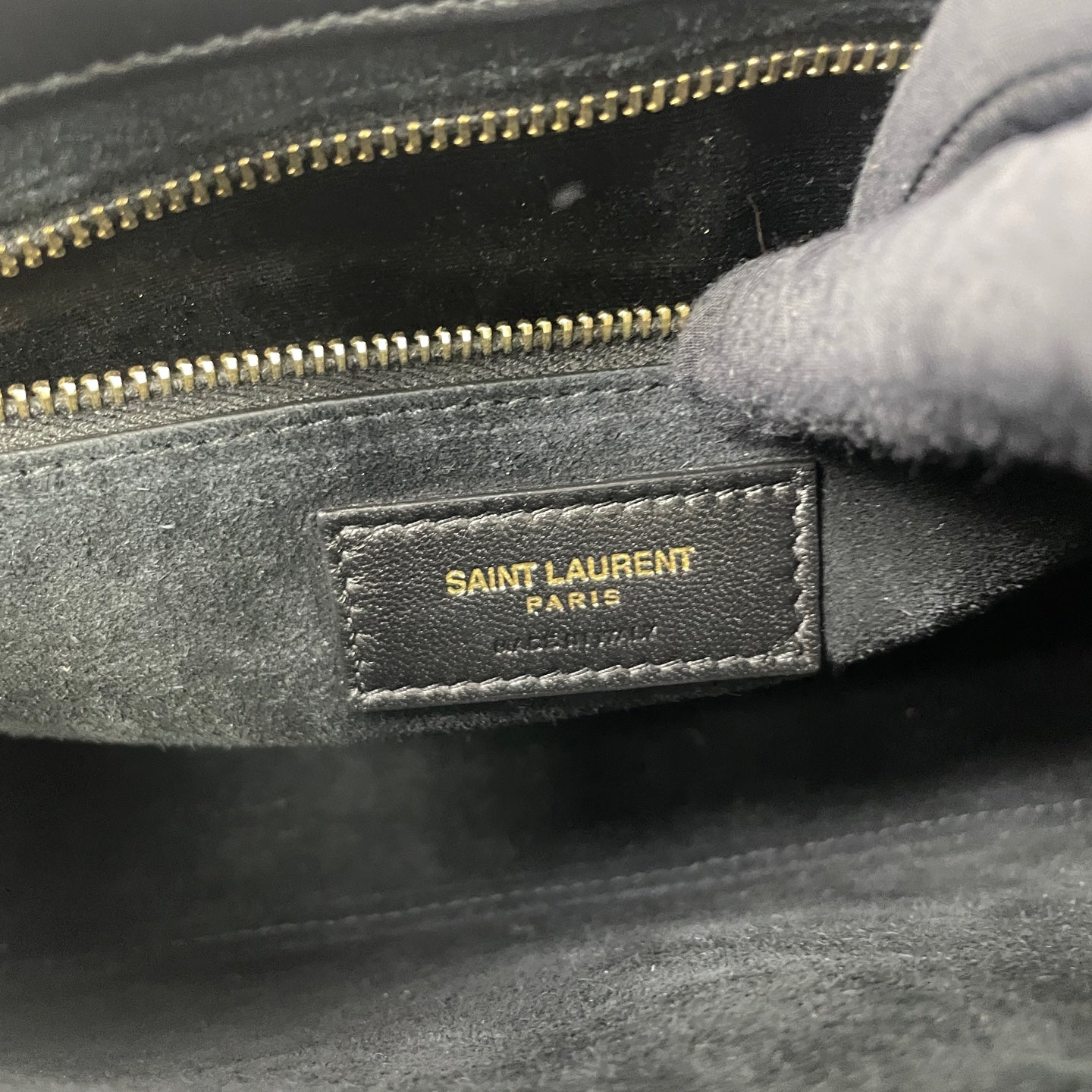 third installment 3/3 ｜ Include Entrupy Certificate of Authenticity｜Very Good ( Rank A)｜  Saint Laurent YSL Hobo Shoulder Bag