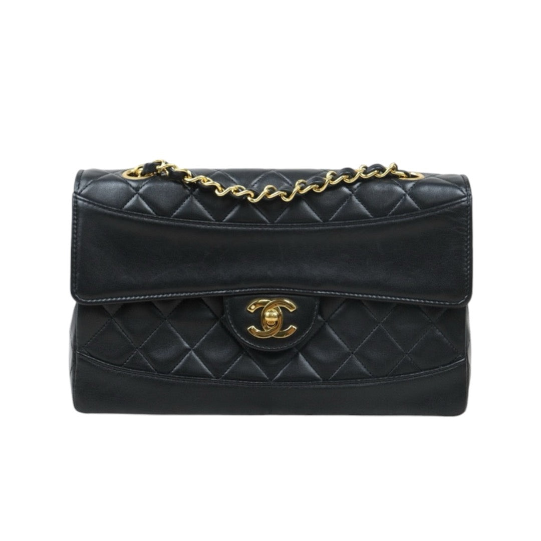 Good ( Rank AB)｜ CHANEL  Lamb Skin Black Single Flap 25  Shoulder Bag Made in 1989-1991 Year ｜P24110107