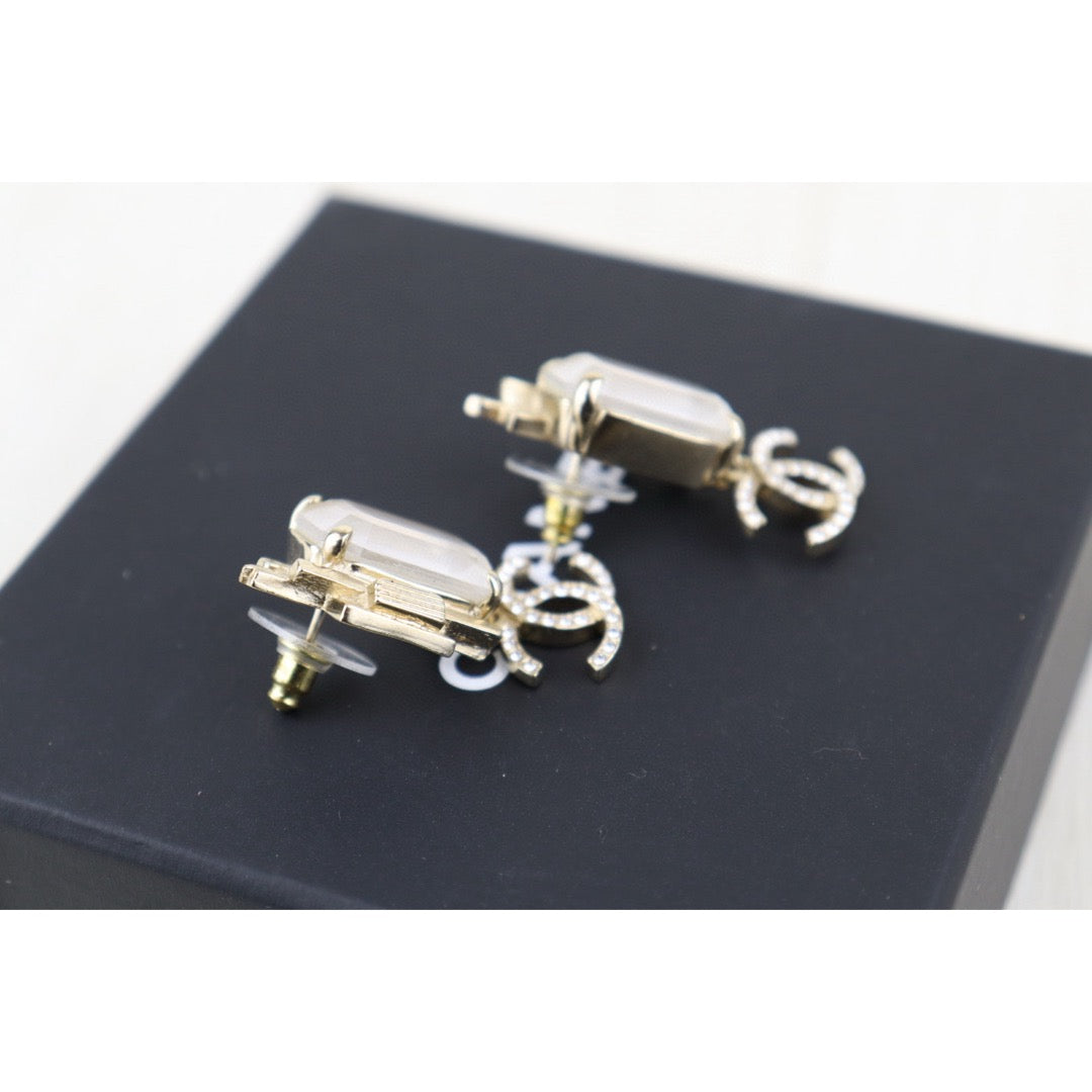 Very Good ( Rank A)｜CHANEL COCO Mark Sugar cube Rhinestone Earrings ｜H25011306