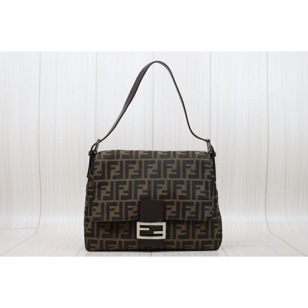 Very Good ( Rank A)｜ FENDI Zucca Mamma Baguette Shoulder Bag ｜25042108