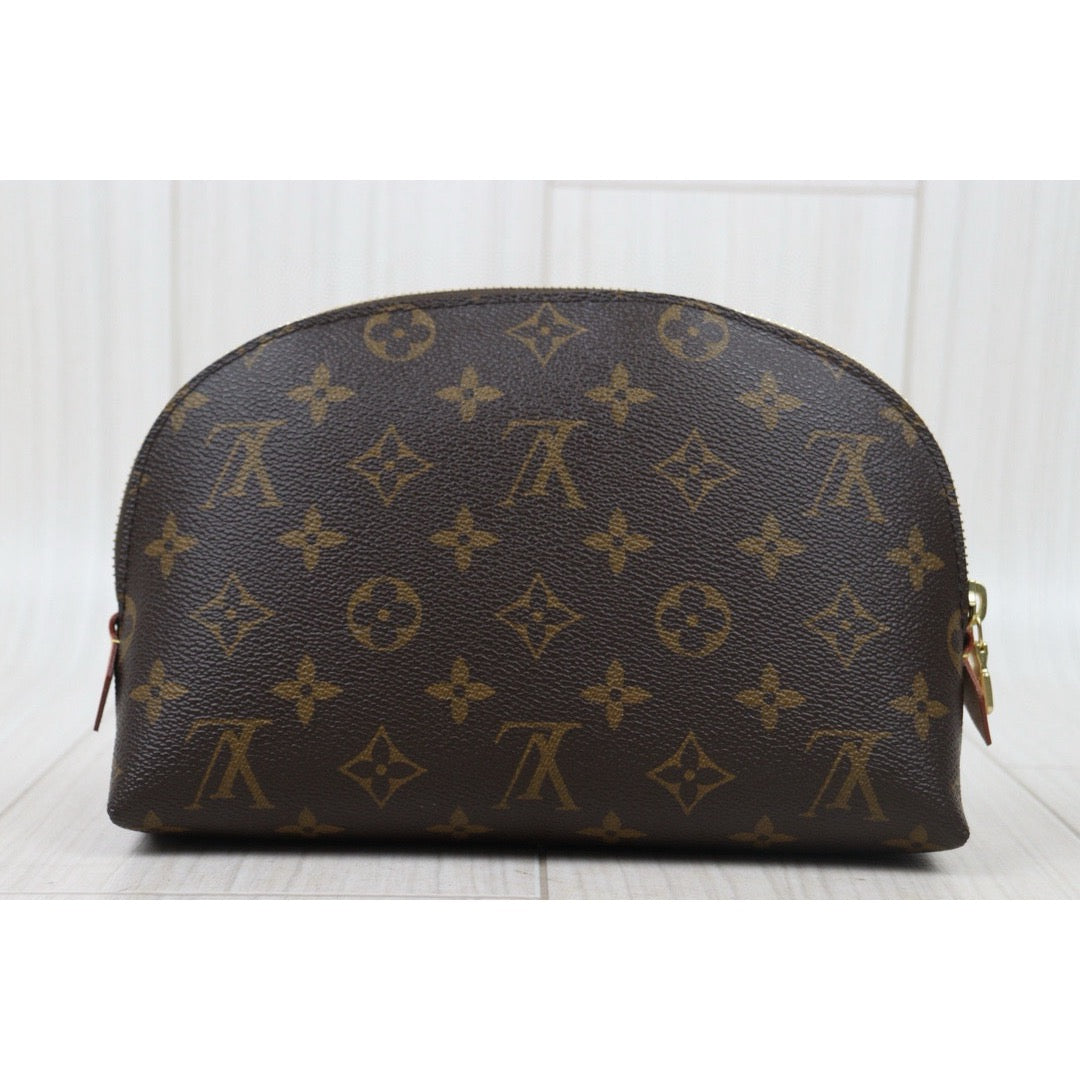 Very Good ( Rank A)｜LV Monogram GM Pochette Cosmetics｜24111415