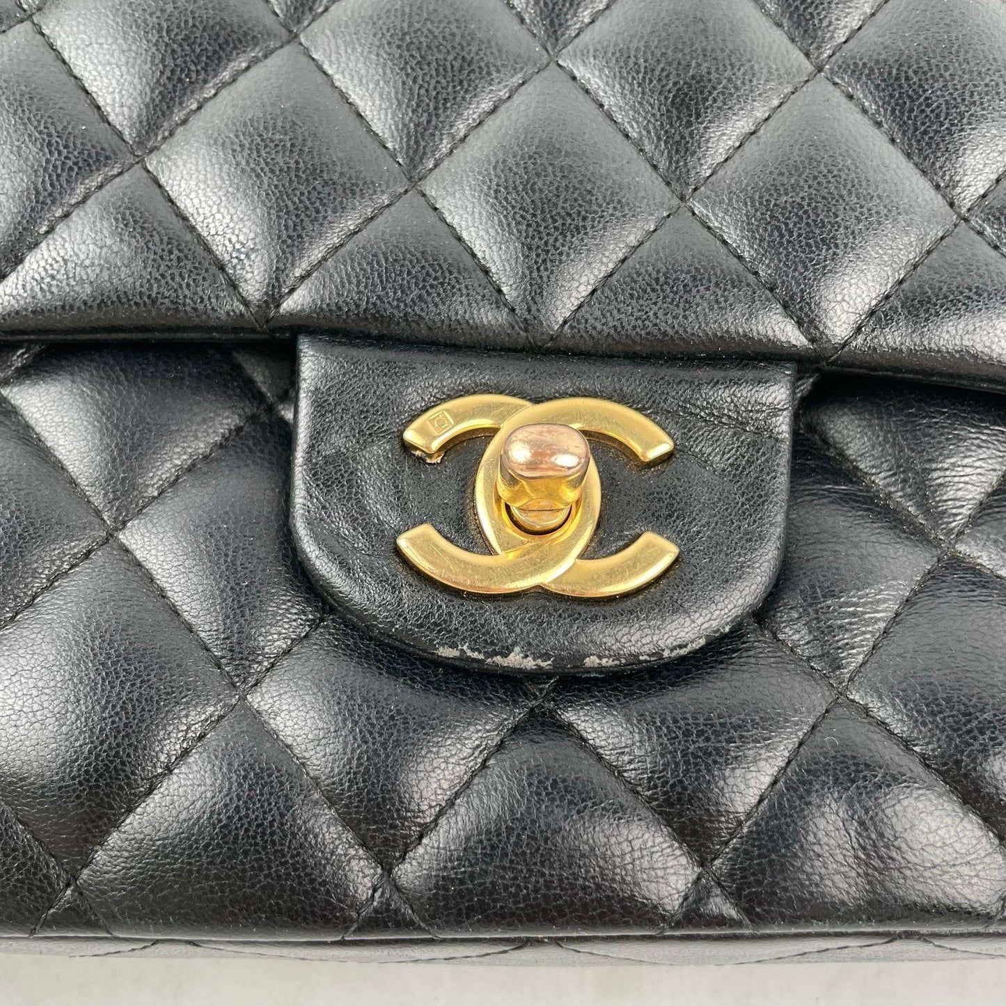 ( Rank B)｜ CHANEL Lamb Skin Matrasse Double Flap 25 Shoulder Bag Black