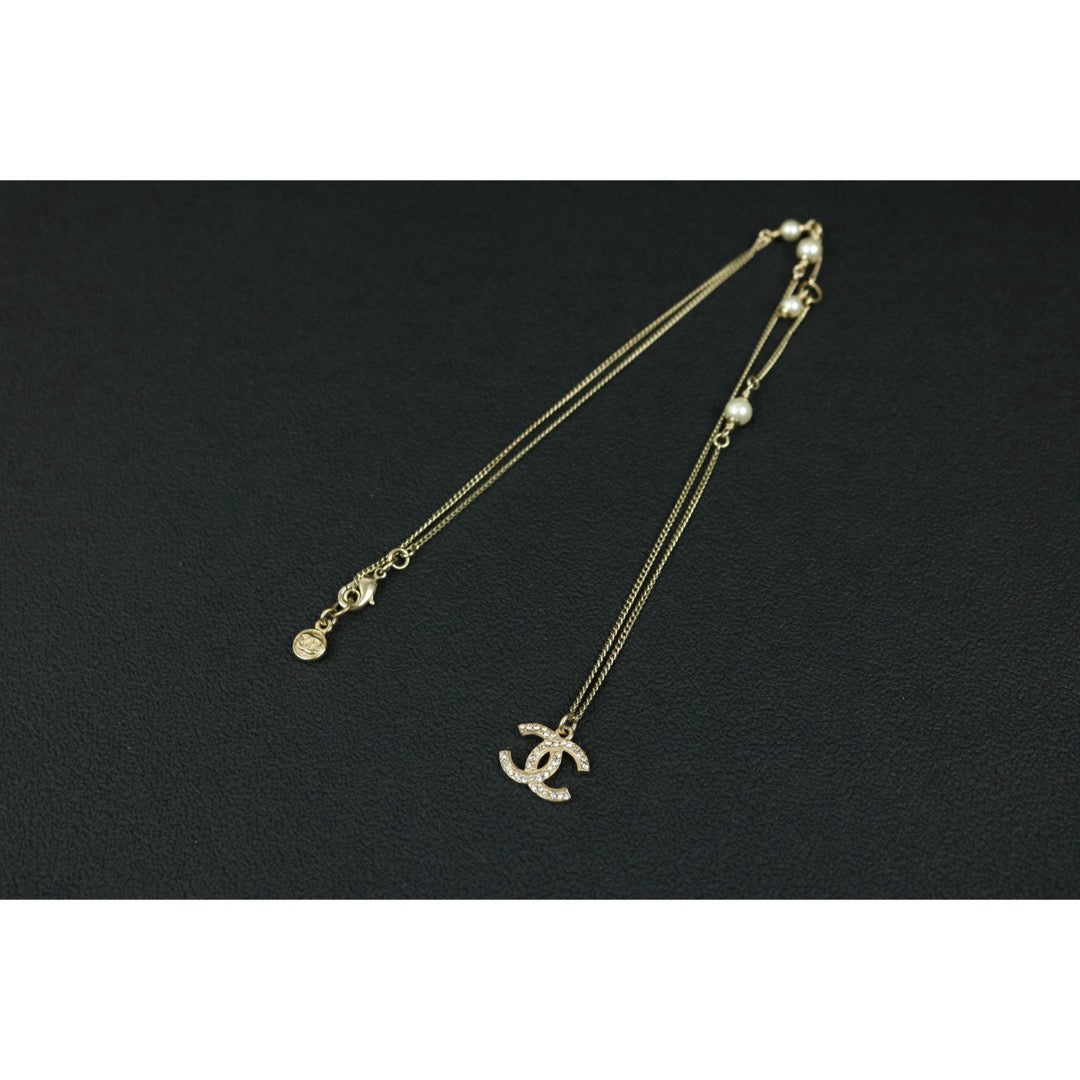 Include Authentic Detective Certificate of Authenticity｜Very Good ( Rank A) ｜ CHANEL A17S Coco Mark  Pearl Rhinestone Choker  Necklace｜S26062511