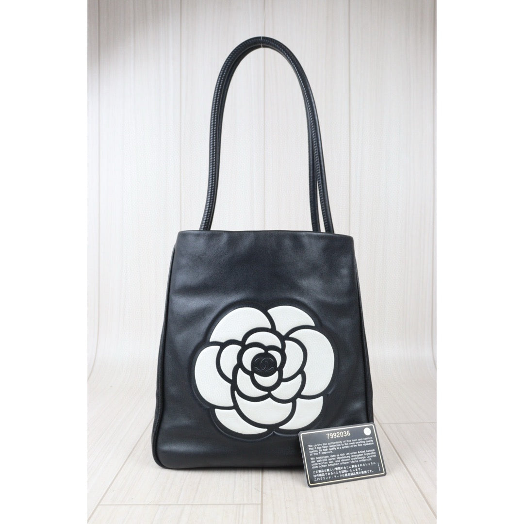 Good ( Rank AB) ｜ CHANEL Camellia Lamb Skin ToteBag  Made In 2002～2003 Year ｜V24082016