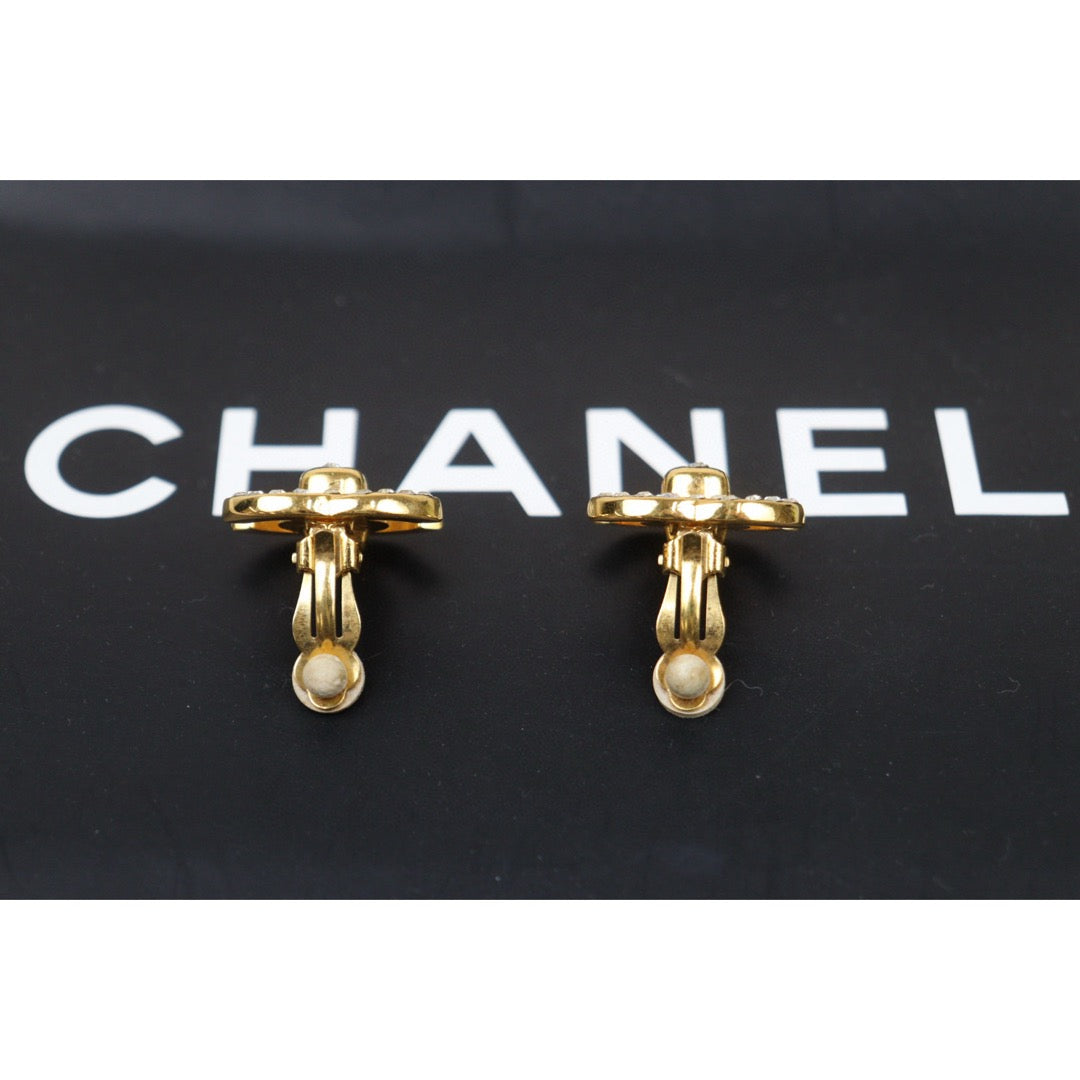 Very Good ( Rank A) ｜CHANEL Vintage 18K Gold Plating Rhinestone Earrings  ｜25013119