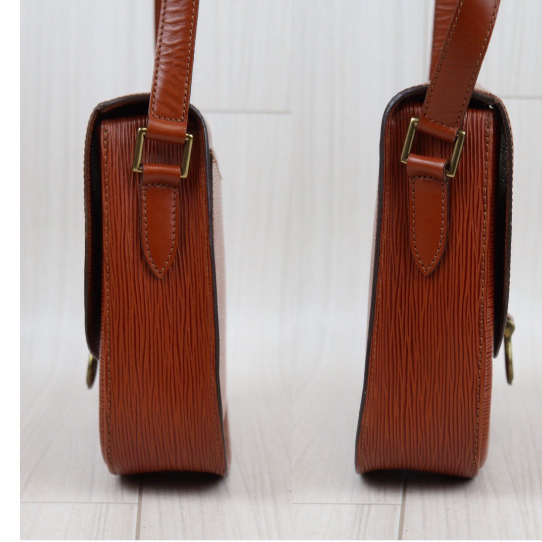 Rank A ｜LV Epi Saint-Cloud GM Shoulder Bag｜24011906