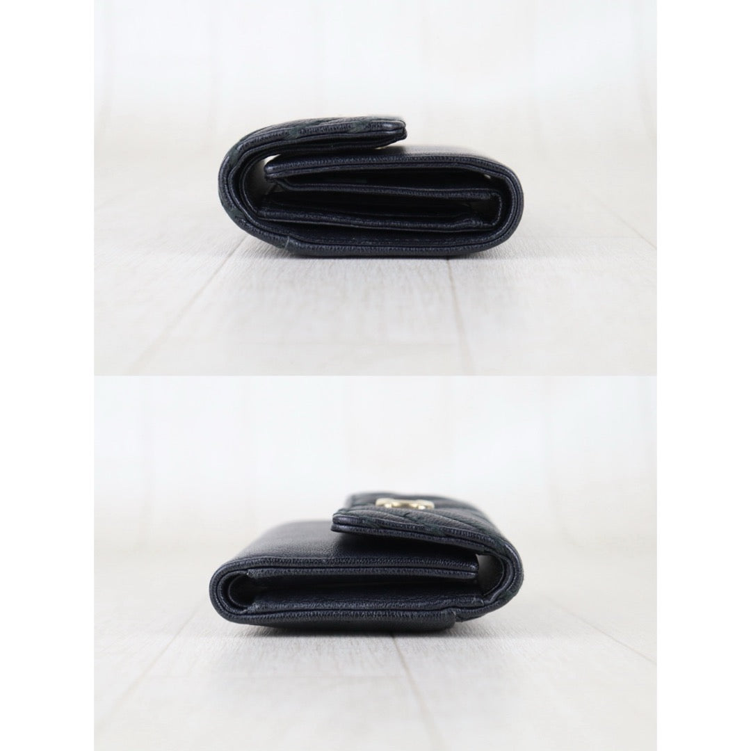 Include Entrupy Certificate of Authenticity｜Good ( Rank AB)｜Chanel Calf Skin V-Patterned Black Wallet Made In 2019Year｜S26072510