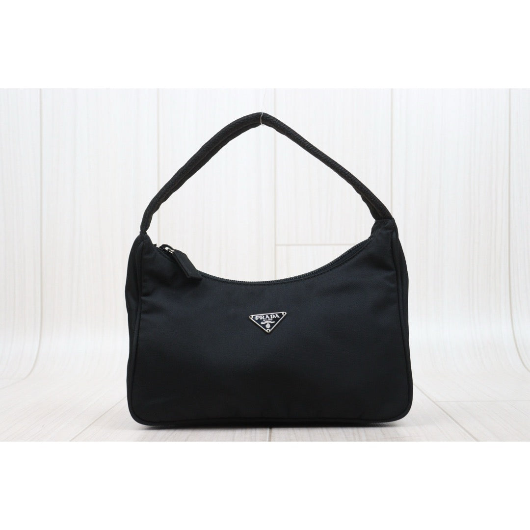 Very Good ( Rank A) ｜ PRADA HOBO HandBag Black｜25051706