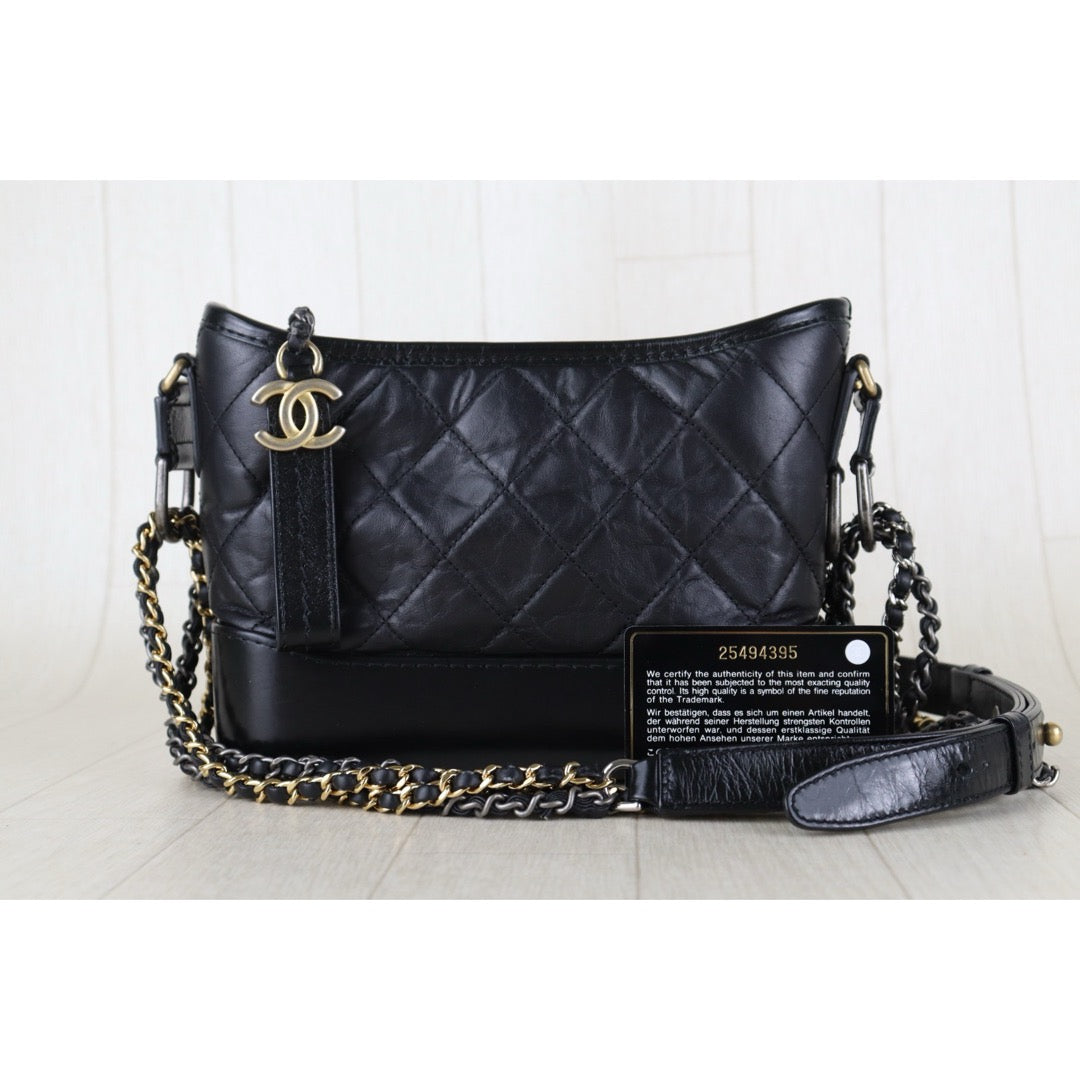 Include Entrupy Certificate of Authenticity｜Good ( Rank AB) ｜CHANEL PM Gabrielle Calf Leather Shoulder Bag Black Made In 2018Year｜S26073113