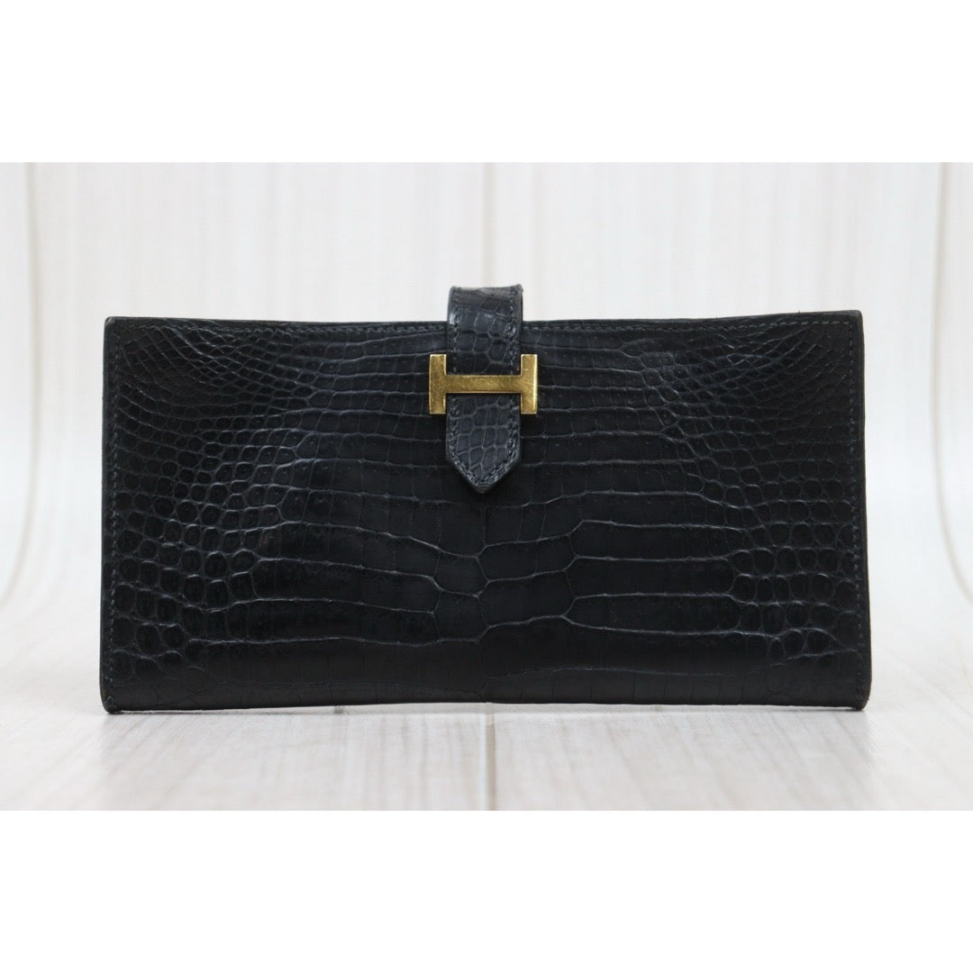 Good ( Rank AB)｜ HERMES Bearn Black Crocodile skin Long Wallet 〇V Stamp Made In 1992Year｜25112604