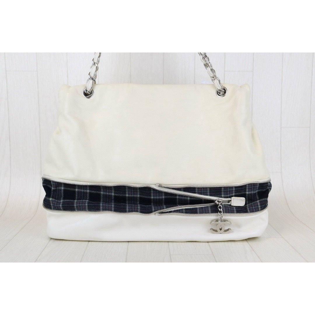 Very Good ( Rank A)｜ CHANEL  Lamb Skin Pearl White  Single Flap Shoulder Bag  Made In 2008～2009Year ｜S24102814