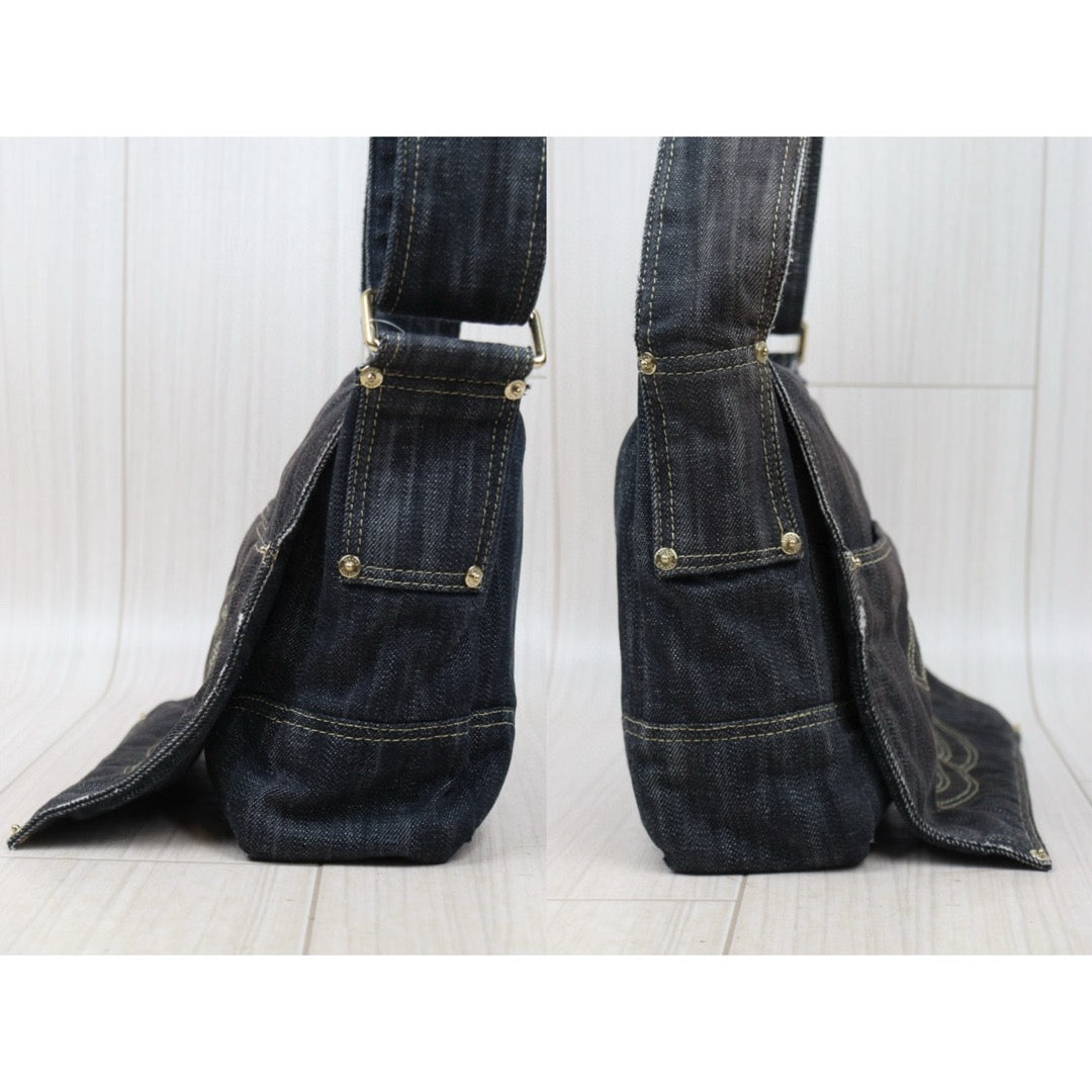 Good ( Rank AB)｜ CHANEL  Denim Blue Shoulder Bag Made in 2005-2006 Year｜P25012208