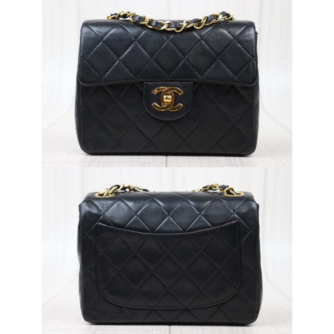 Rank A｜ CHANEL Black Lanbskin Square 17 Shoulder Bag Made In 1989～1991Year ｜24060321