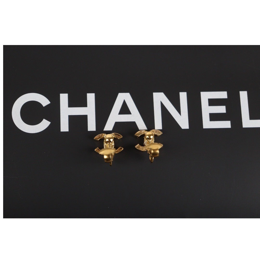 Rank A ｜CHANEL COCO Earrings 18k Gold Plated ｜24022102