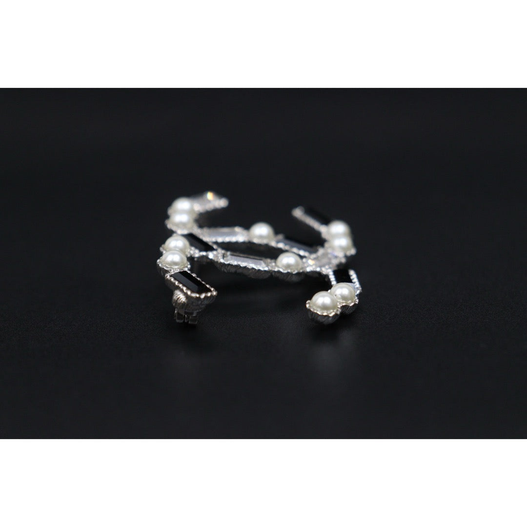 Include Authentic Detective Certificate of Authenticity｜Excellent（Rank SA）｜ CHANEL B23K Coco Mark  Rhinestone  Brooch Made In 2023Year ｜S26031022