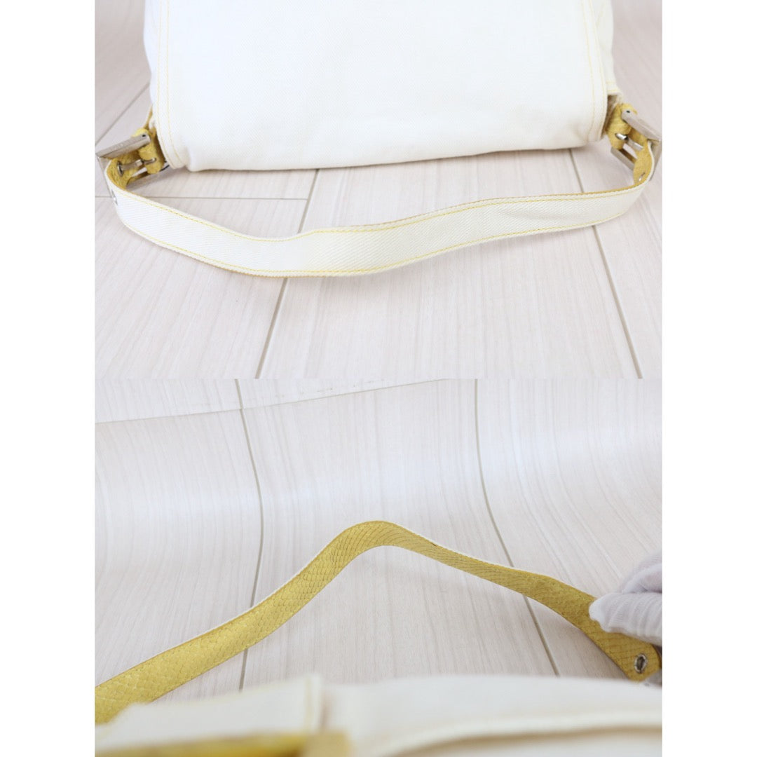 Include Entrupy Certificate of Authenticity｜Good ( Rank AB)｜ FENDI White Denim and Yellow Python Mamma Baguette Shoulder Bag ｜X26090412