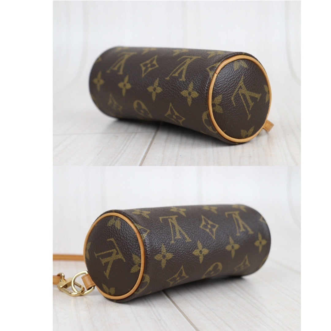 Rank AB ｜ LV Monogram Handbag Pouch ｜23110212