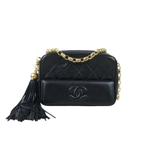 Very Good ( Rank A)｜ CHANEL Matrasse Chain Camera Bag 18 Shoulder Bag Black  Made in 1994-1996Year ｜P24083006