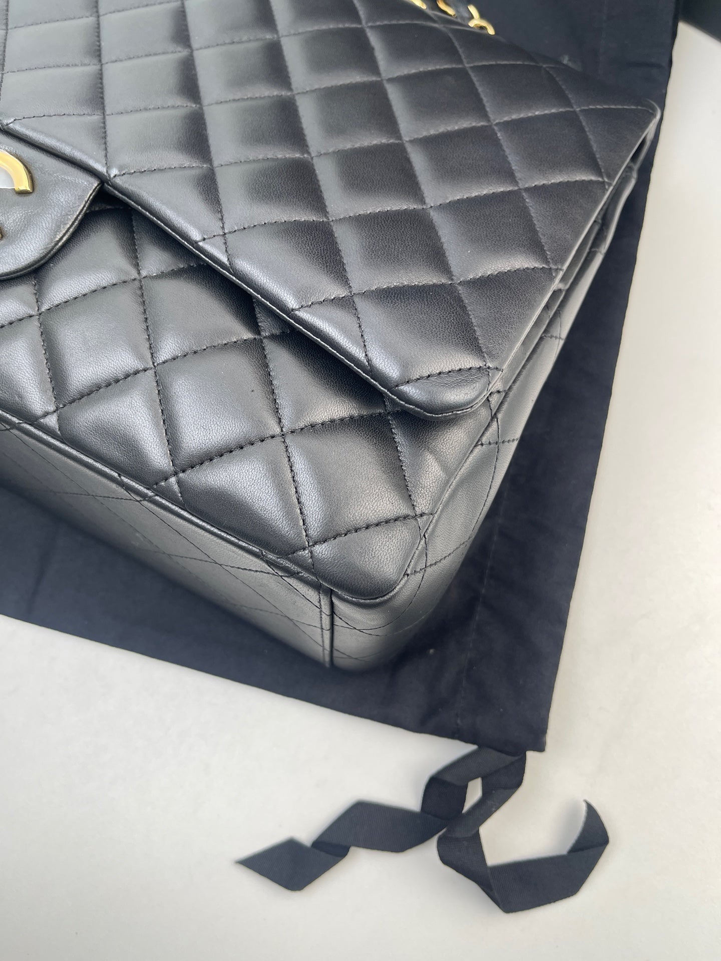 Very Good ( Rank A)｜CHANEL Matrasse Chain Lam Skin Maxi Black