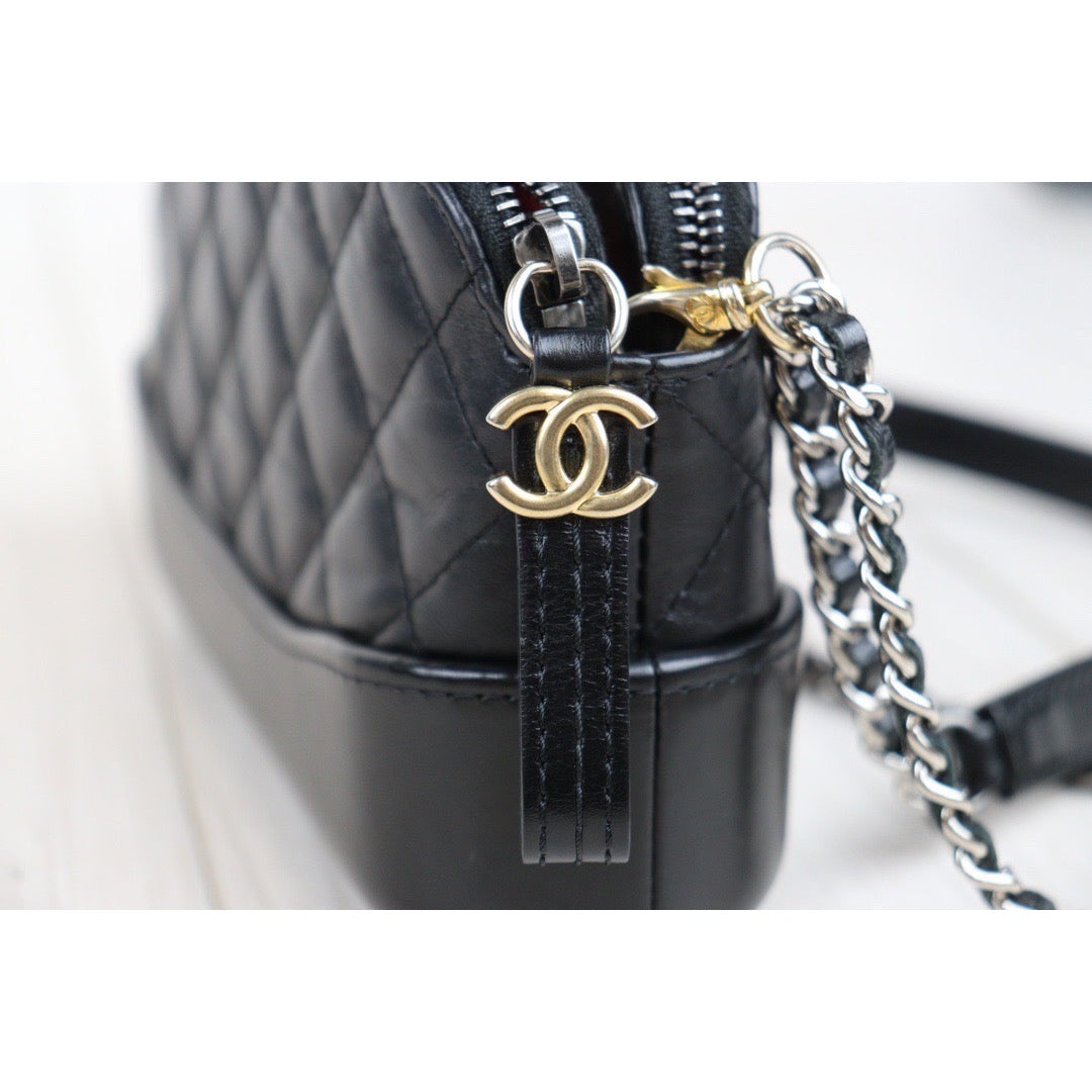 Rank A｜Chanel Mini Gabrielle Aged Calfskin Shoulder Bag Black Made in 2017-2018 Year｜23102818